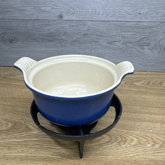 Le Creuset Mini Fondue Set 0.4L 0.4qt Blue Cast Iron - Picture 1 of 9
